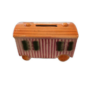 TIRELIRE OU ROULOTTE EN FAIENCE Vintage French Glazed Ceramic Train Piggy Bank